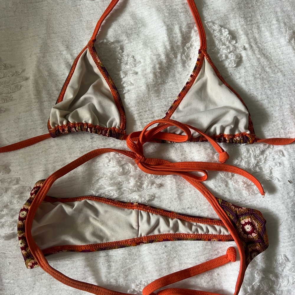Vibrant Orange Patterned Bikini - image 2